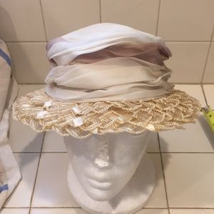 Roberta Bernays vintage hat